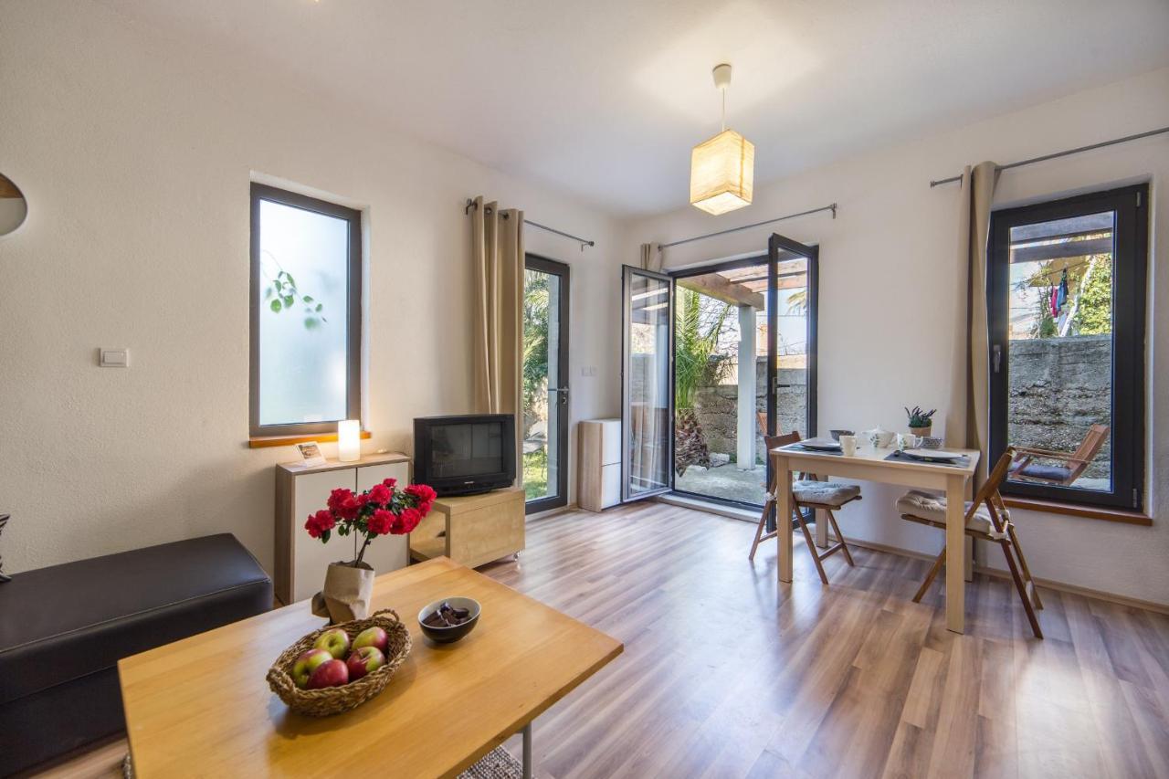 Apartment Peaceful Oasis Makarska Exterior photo