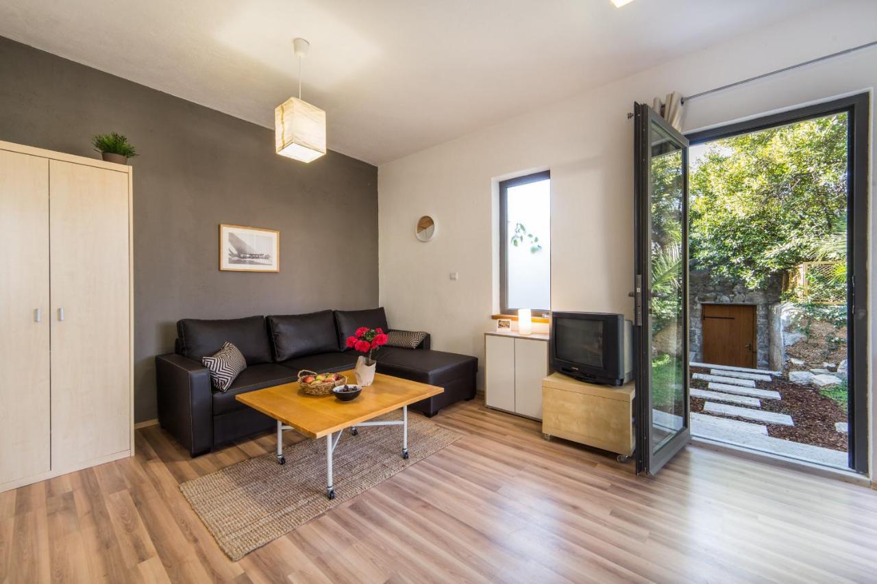 Apartment Peaceful Oasis Makarska Exterior photo