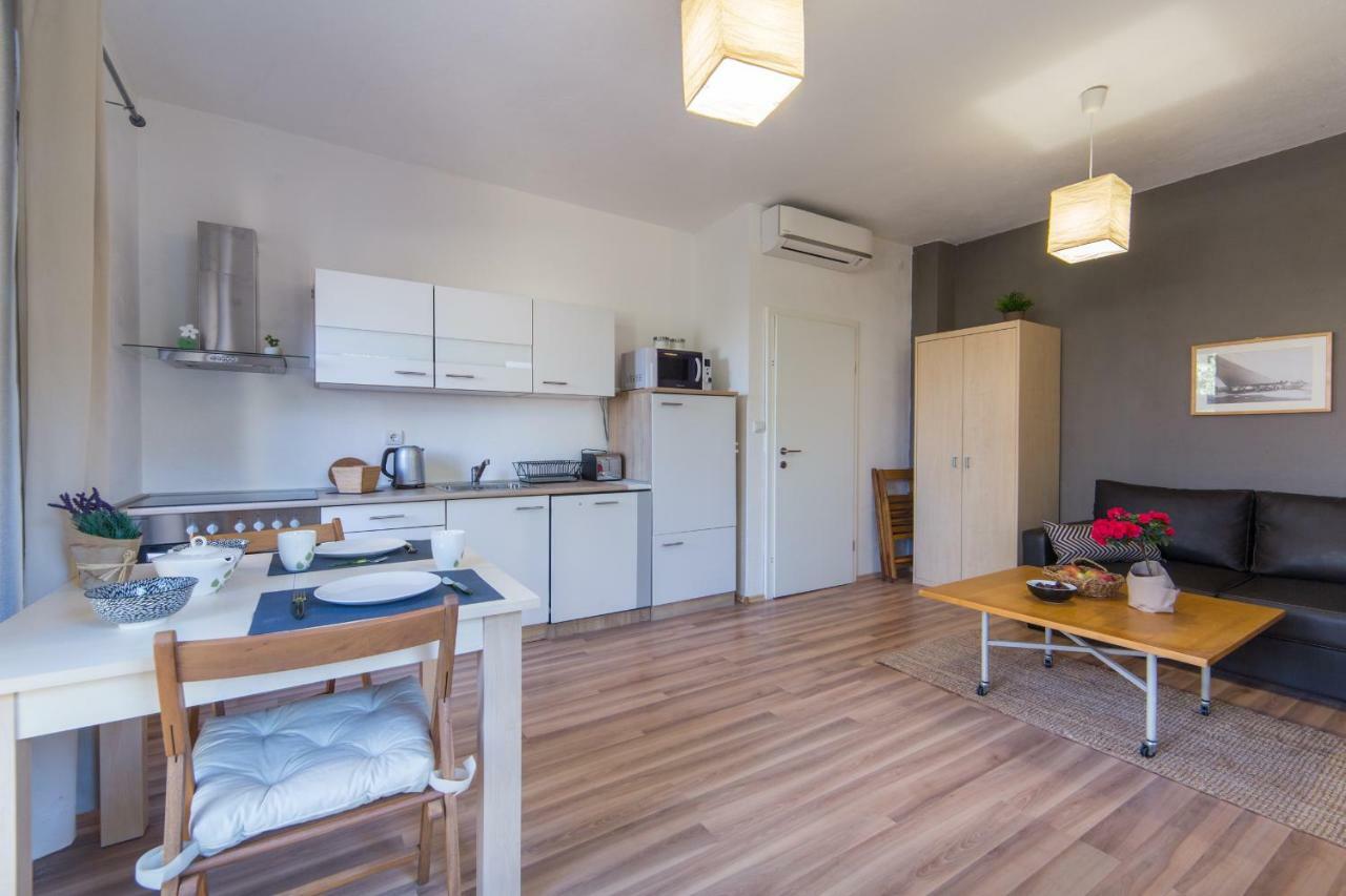 Apartment Peaceful Oasis Makarska Exterior photo